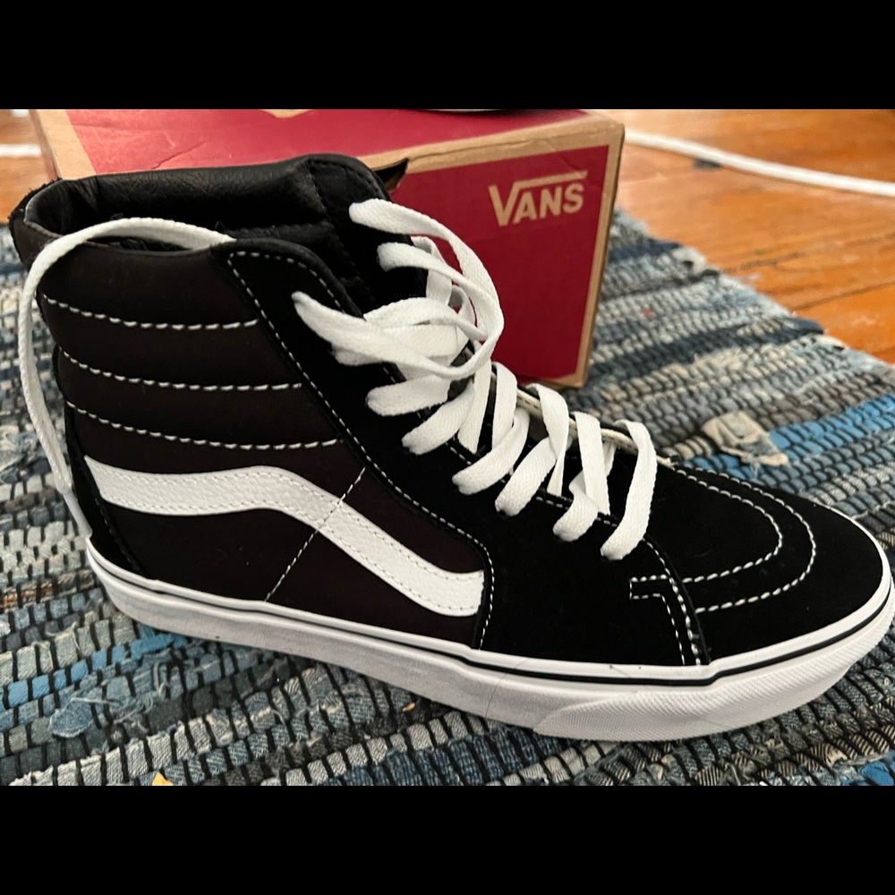 nwot women’s vans classic high 8.5